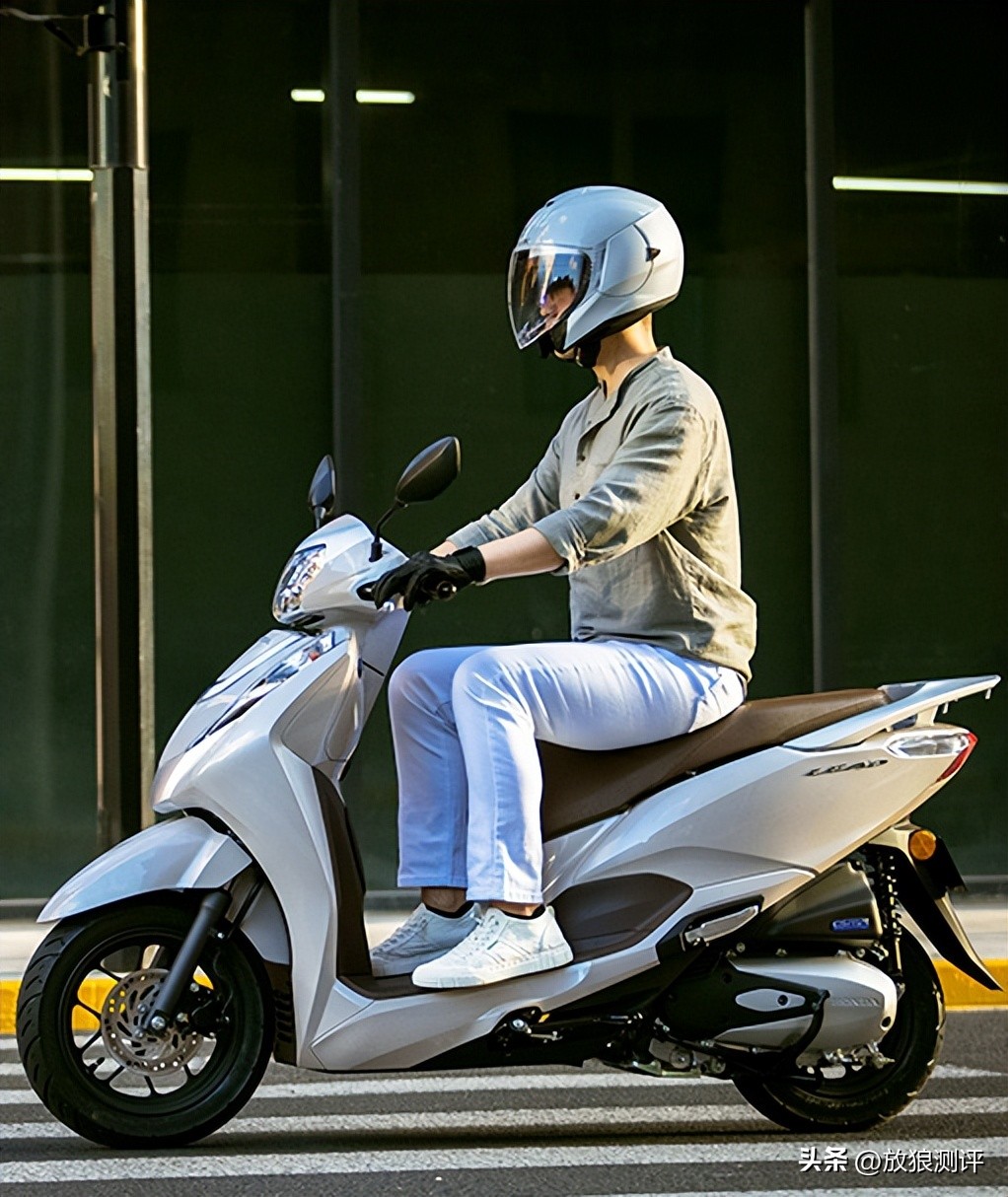 新款本田lead125测评,本田lead125油耗2.7吗