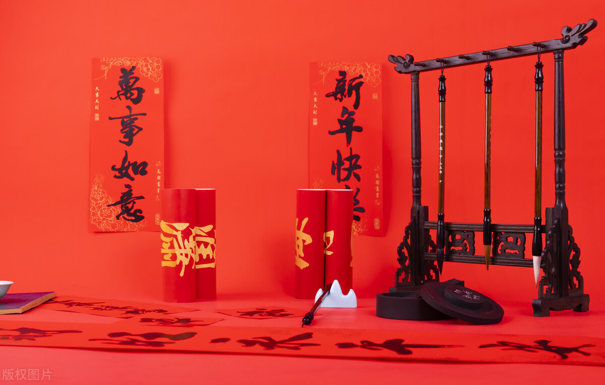 下周除夕，春节贴对联有讲究，这“4点”要了解，老传统别丢