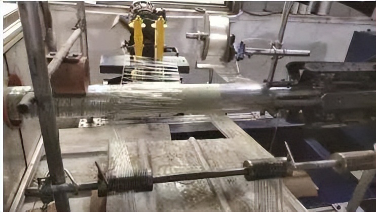 复合材料加工设备展览会2003,复合材料缠绕成型国内外发展情况