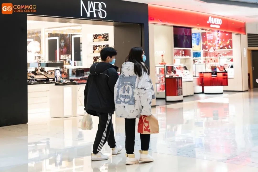 一口气逛了4大商圈，我们久违了的重庆回来了