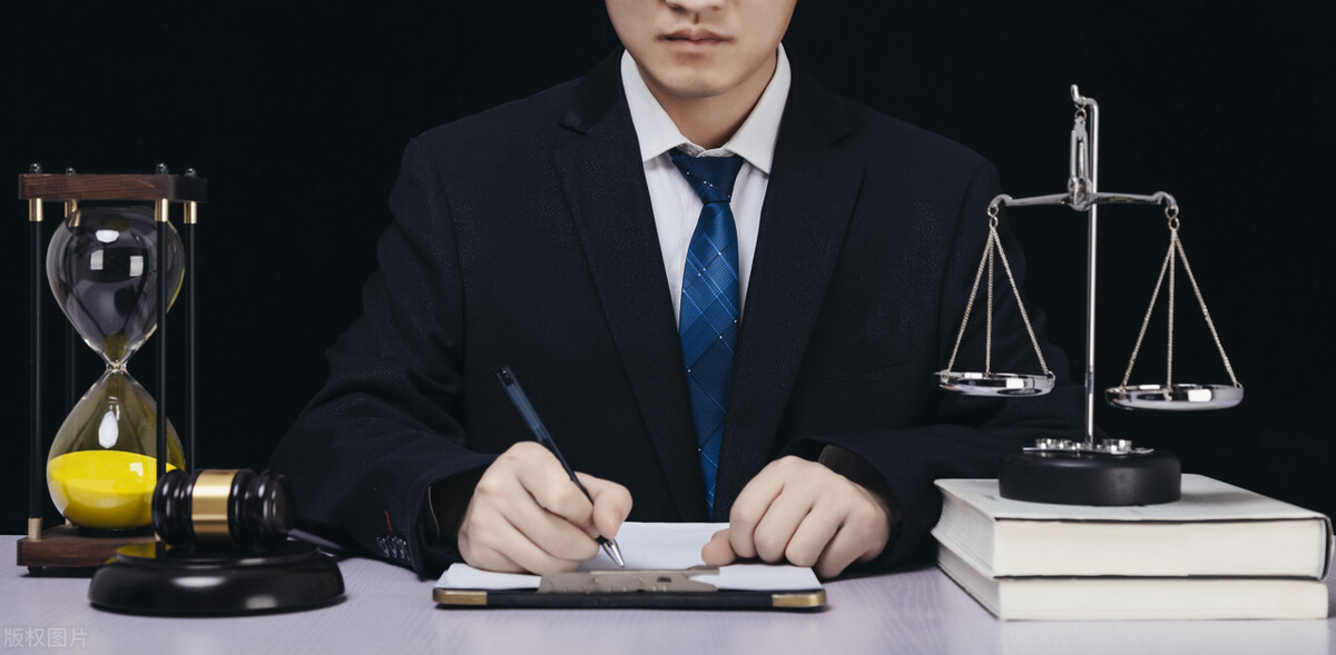 推广淫秽app判刑案例,看网络涉嫌黄直播案如何处罚