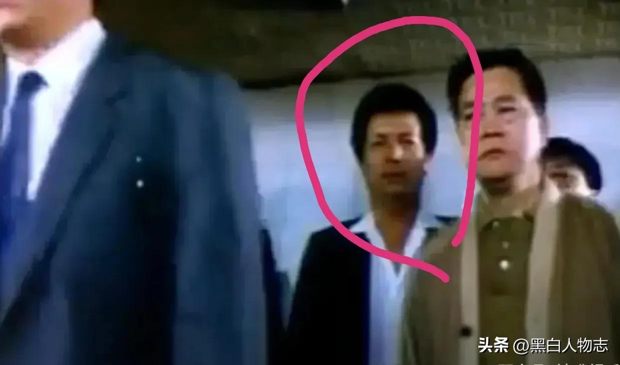 周星驰早期黑帮电影,周星驰电影中的黑社会大佬