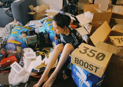 “*人用成品**”销量暴增，而女性却成购买主力军，背后的原因是什么