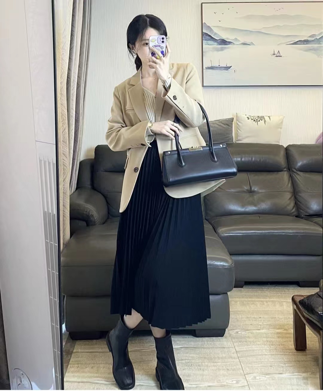 黑色搭配什么颜色很高级,黑色搭配什么颜色会显得比较高级