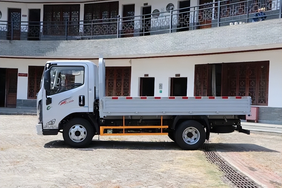 江铃凯运动力升级,全新江铃凯运实测