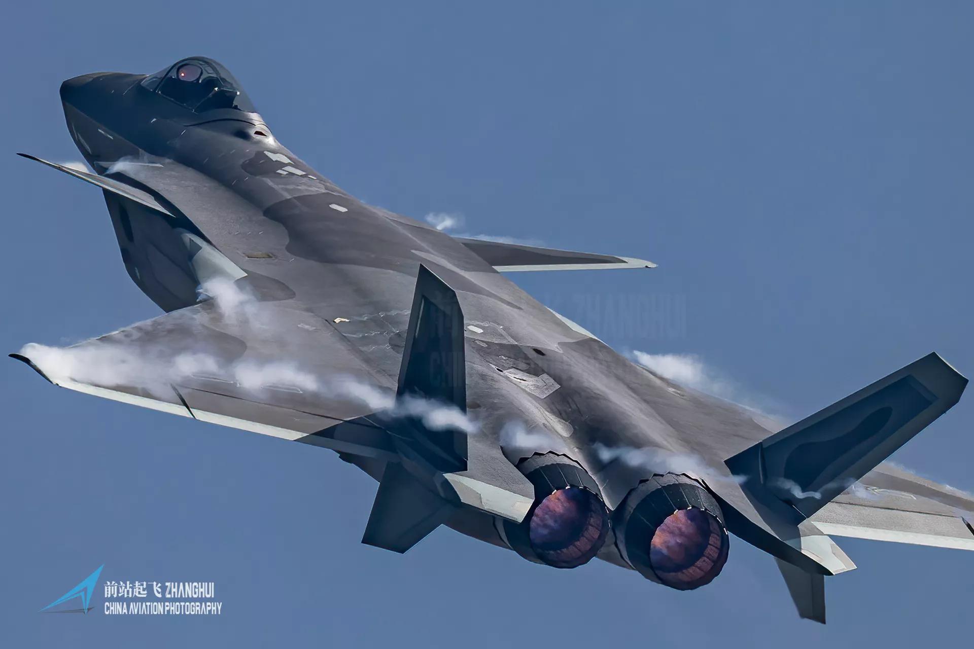 中空超巡、高空极速、超低空亚音速，歼20完全体的三种突防手段