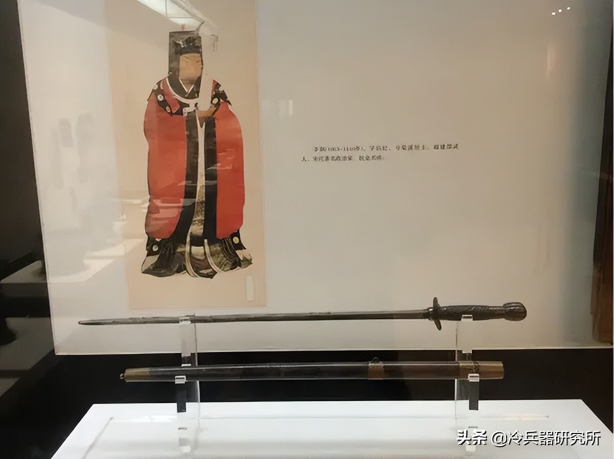 冷兵器锤子厉害还是刀厉害,冷兵器锤和槊