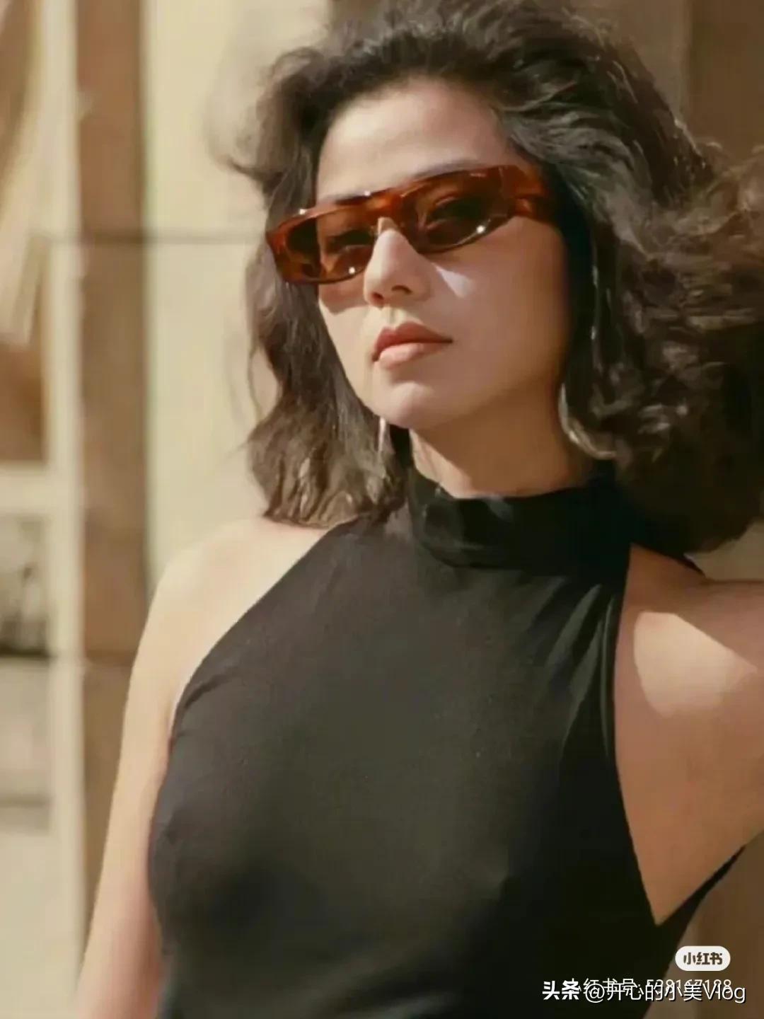 风情不过千万种最红当属钟楚红,风情不过千万种钟楚红