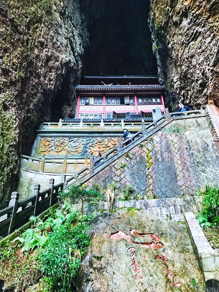 温州雁荡山一日游必去景点灵岩,温州雁荡山一日游