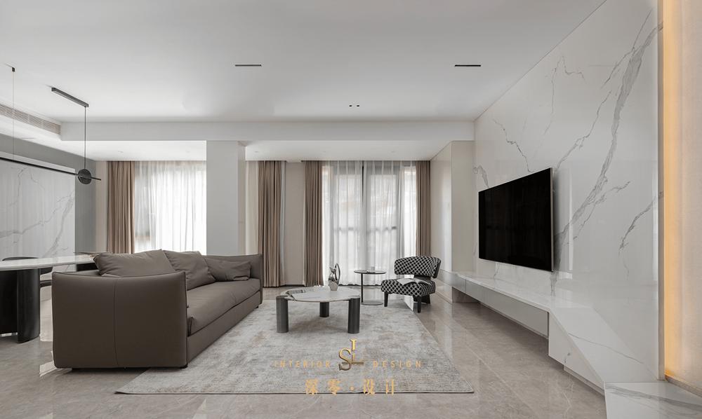 满墙电视柜怎么连接阳台柜子,电视柜和阳台一体无垭口的效果