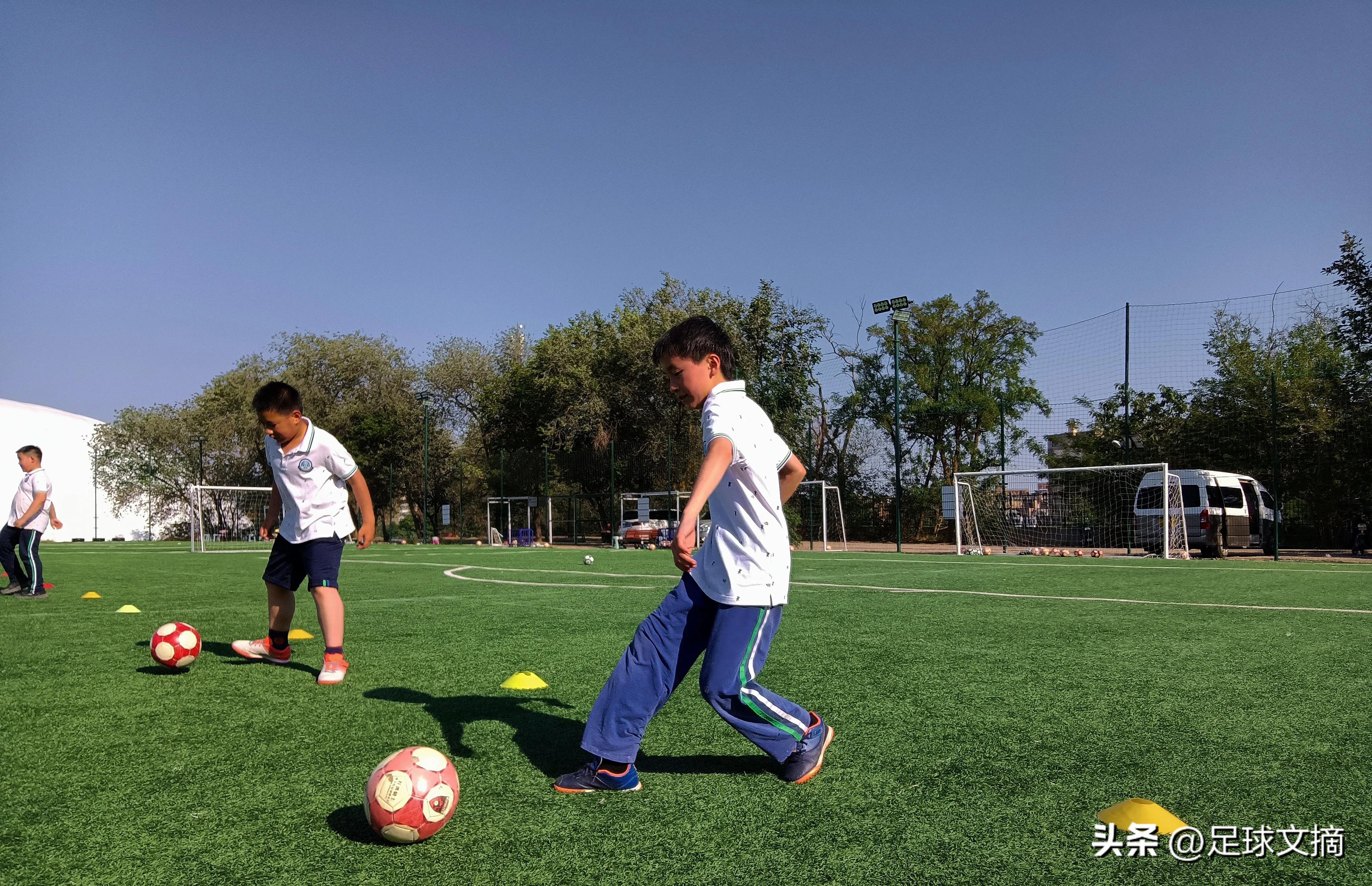 瓒崇悆鏂囨憳,鏃ユ湰瓒崇悆鏂囨憳