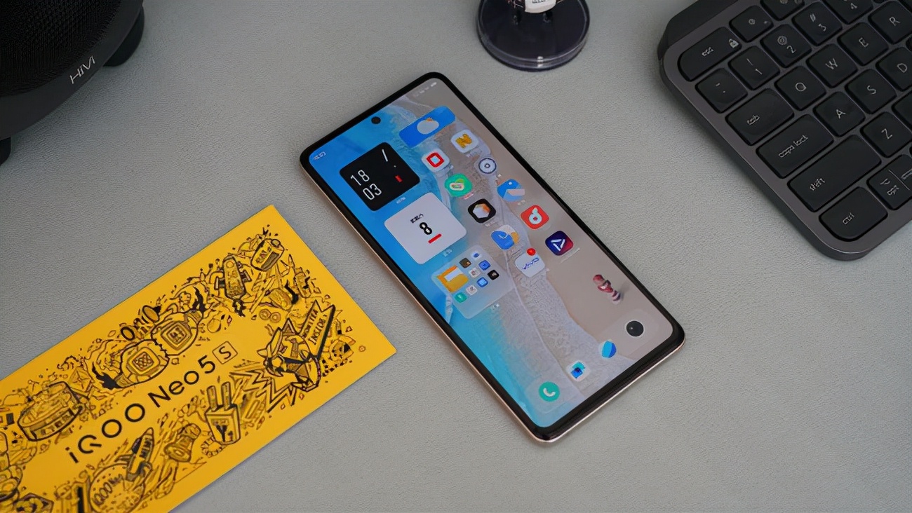iqooneo5和iqooneo5s哪个好,iqooneo5s黑色上手体验