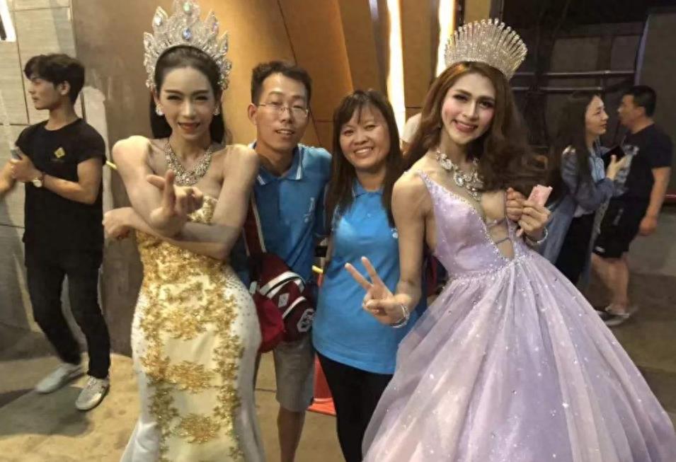 揭秘泰国人妖的真实秘密：接客前吃避孕药的无奈原因