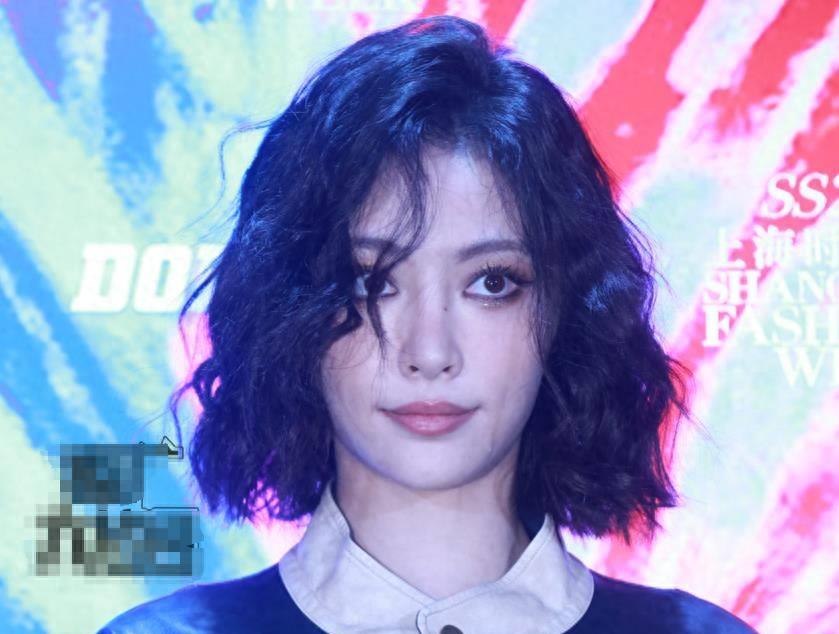 上海时装秀谢娜刘诗诗,时装周谢娜刘诗诗