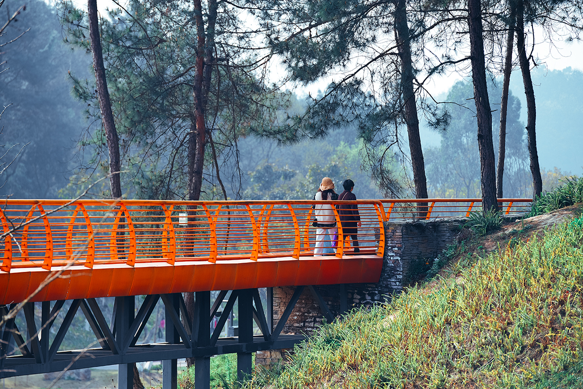 湖光山色美不胜收,湖光山色风景优美