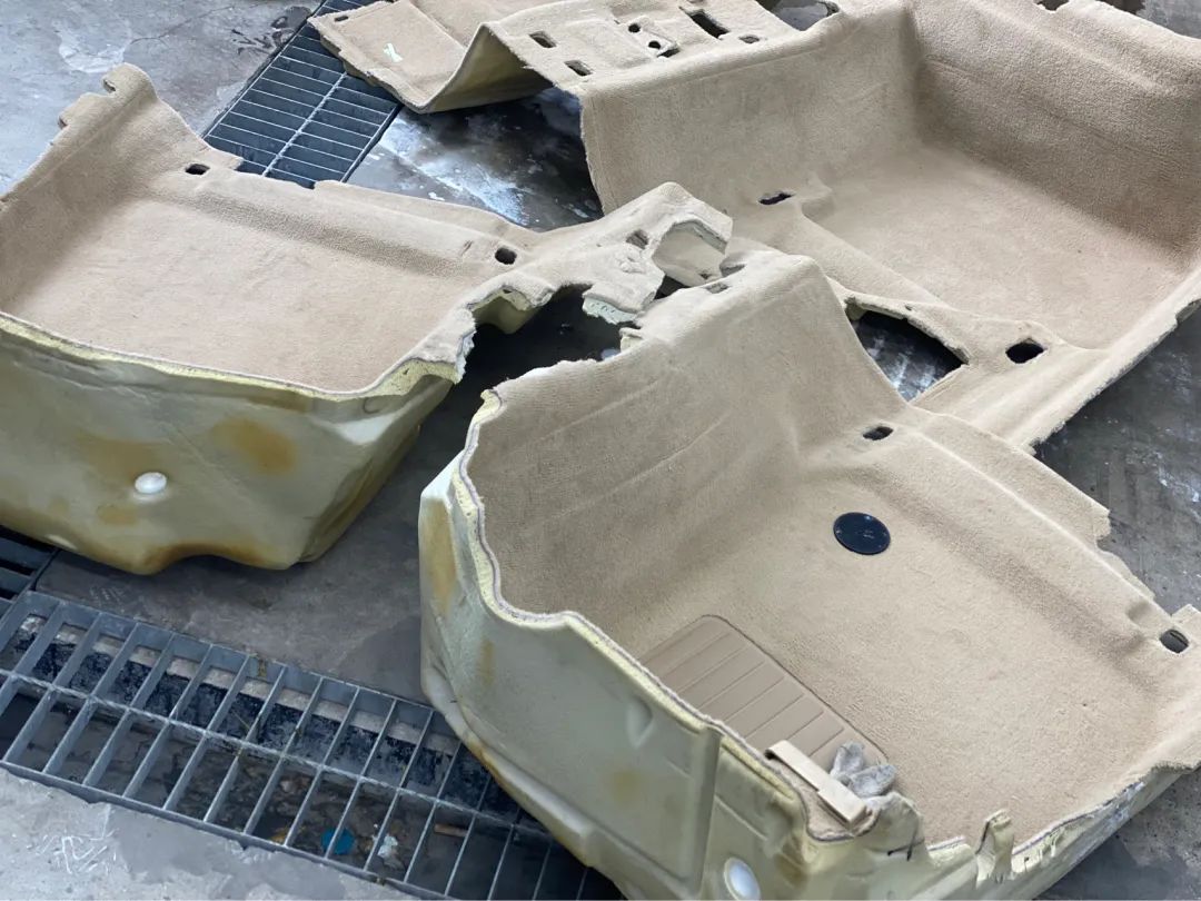 破烂不堪的废旧车变成新车的视频,宝马e90325i