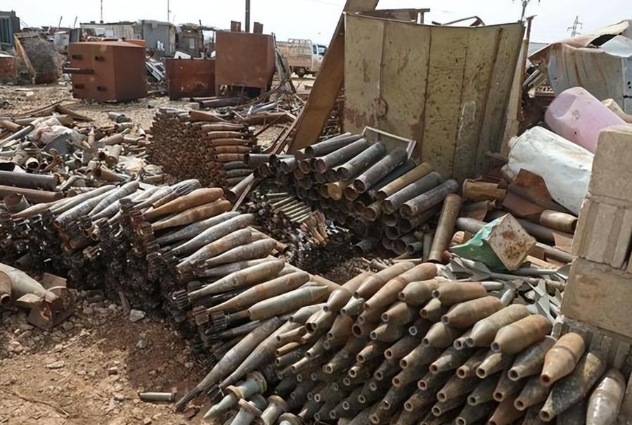 乌农民也发起“战争财”?遍地都是炮弹壳,捡1吨能卖40万卢布