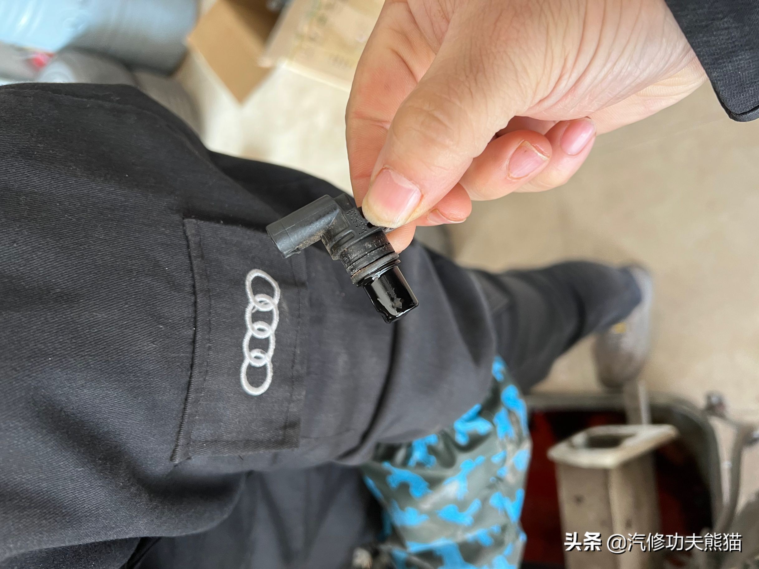 老车翻新修复奥迪a4,修复报废奥迪a4