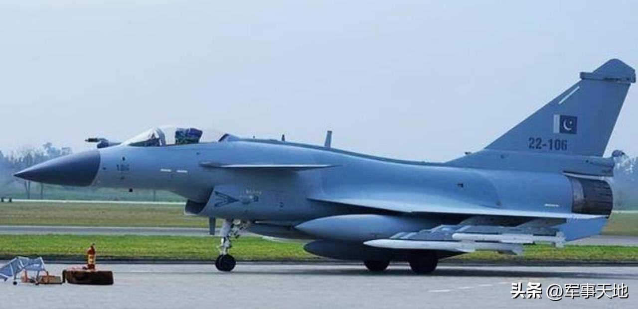 巴飞行员对歼10c评价,油管评歼10c真正的空中格斗战机