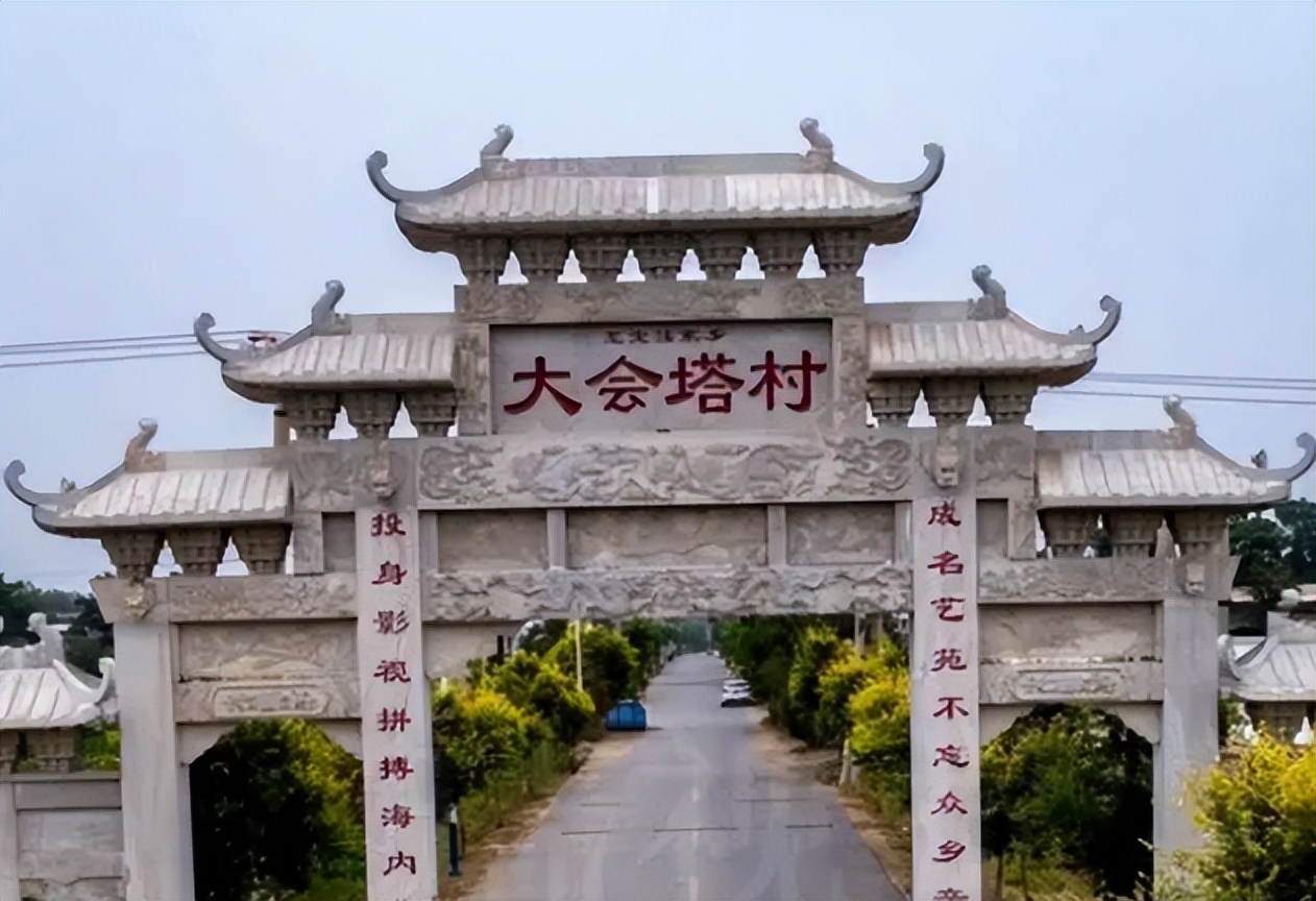 事实证明，41岁的王宝强，已经走上了另一条大路