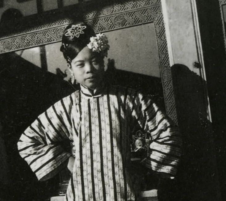 文绣傅玉芳,44岁妇女傅玉芳