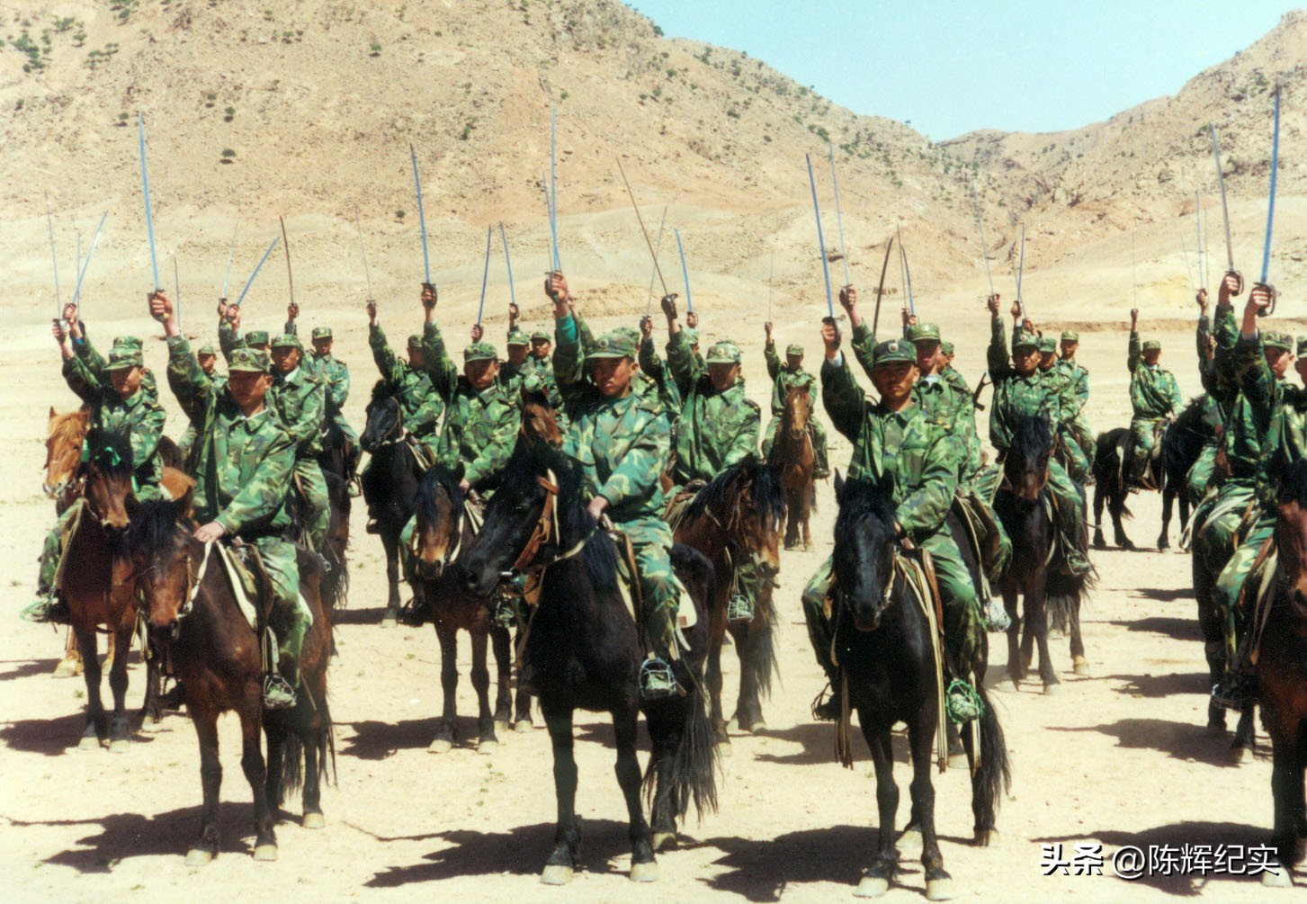 建设一支强大的现代化新型陆军,努力建设一支强大现代化新型陆军