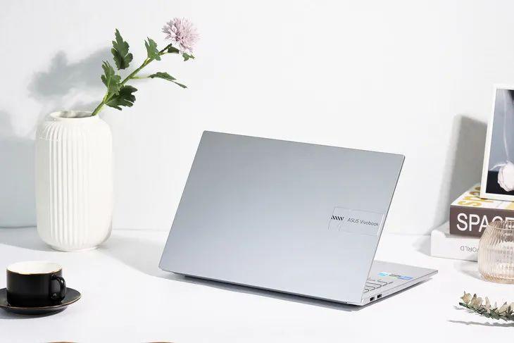 华硕无畏15和华硕vivobook15,华硕vivobook14和华硕无畏哪个好