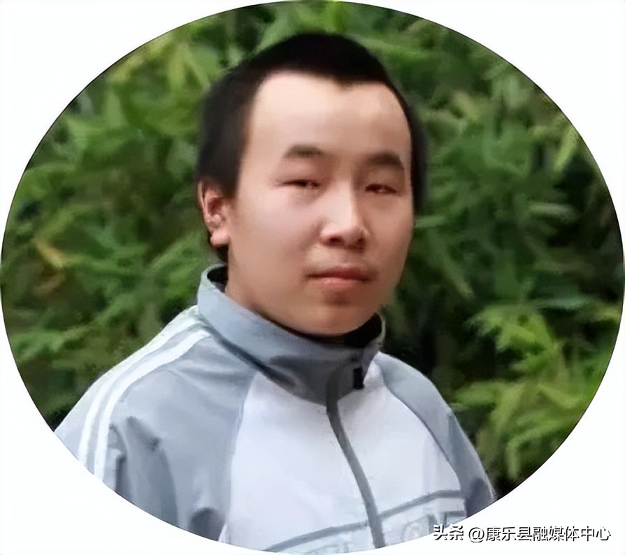 高考数学149分卷面字迹惊艳,语文146分学霸卷面惊艳