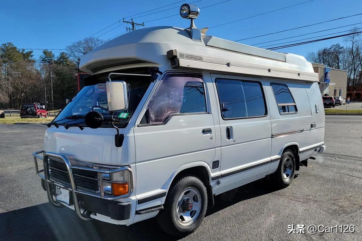1988丰田HiAceCamper4x4