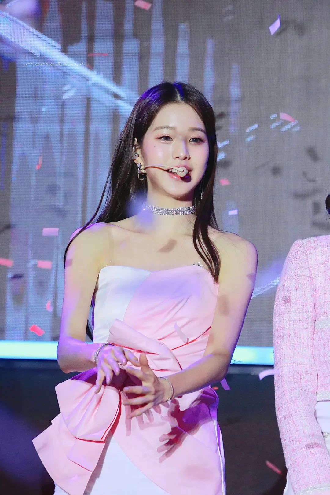 暗讽中国造假大国”，他们自己却穿得理直气壮