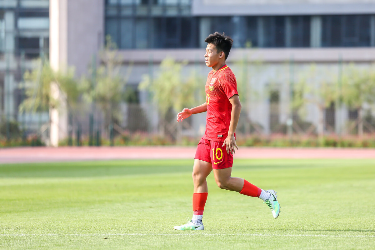 中国男足1-2不敌新西兰精彩配合,中国男足球队0:1输给叙利亚