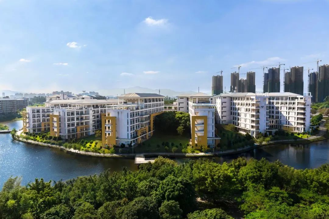 广东湛江医学院,广东医科大学是湛江的吗