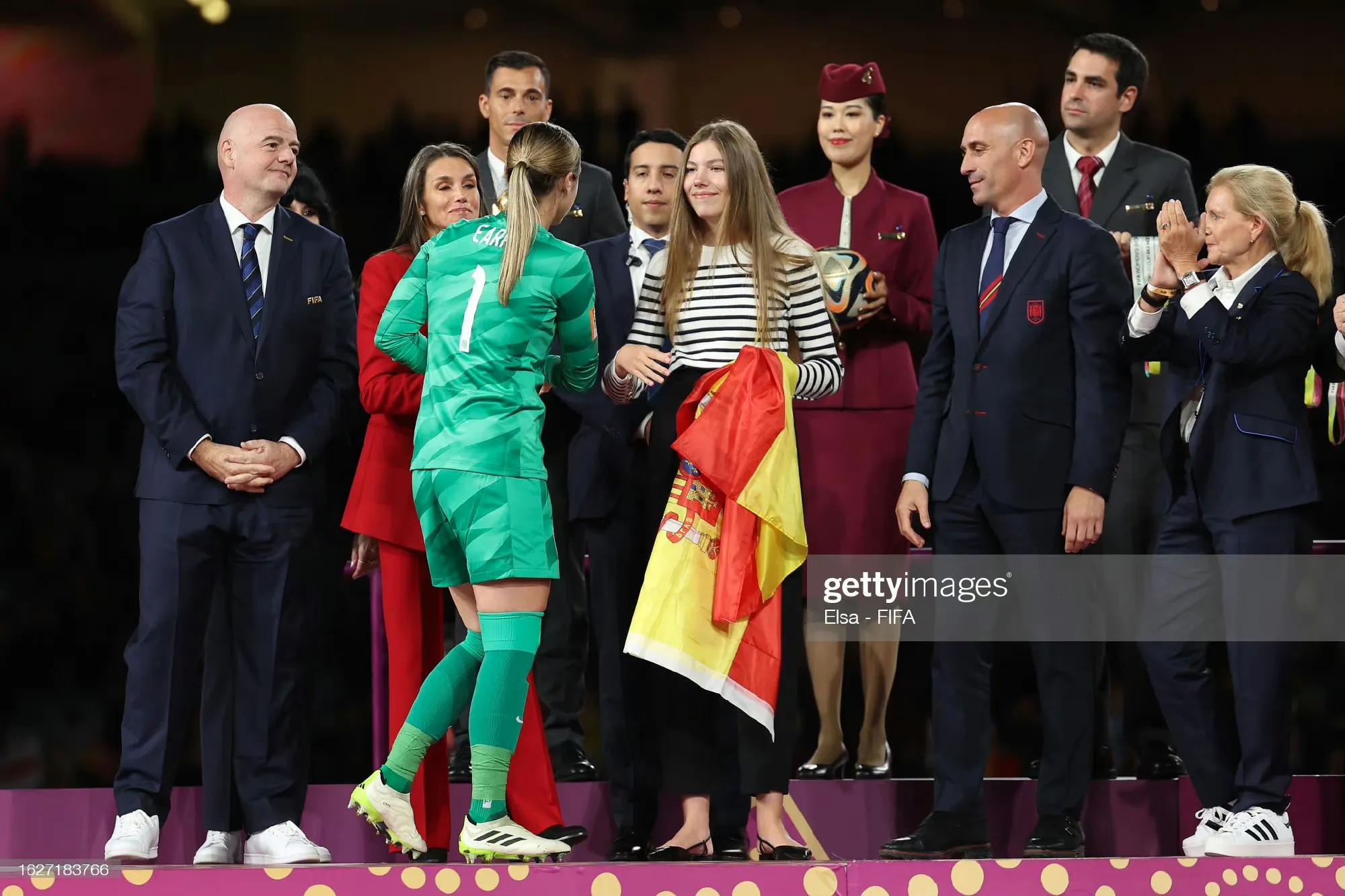 西班牙公主索菲亚足球,索菲亚公主加入西班牙女足