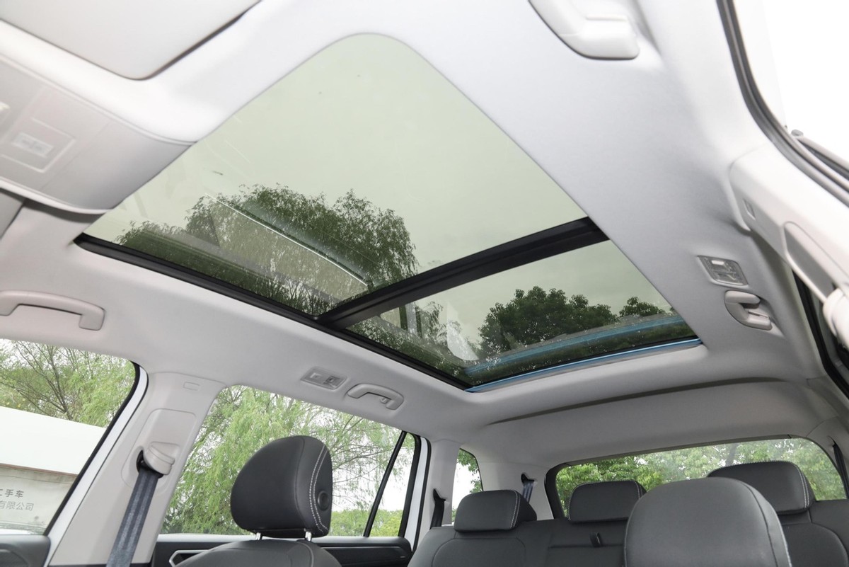 大众途观l2023款330r-line越享版,不要只看价格要的是效果