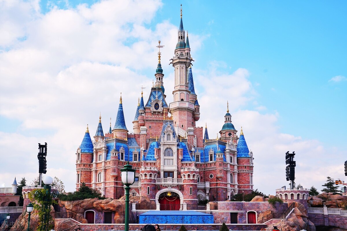 去上海旅游去哪里玩,上海迪士尼乐园游玩项目有哪些