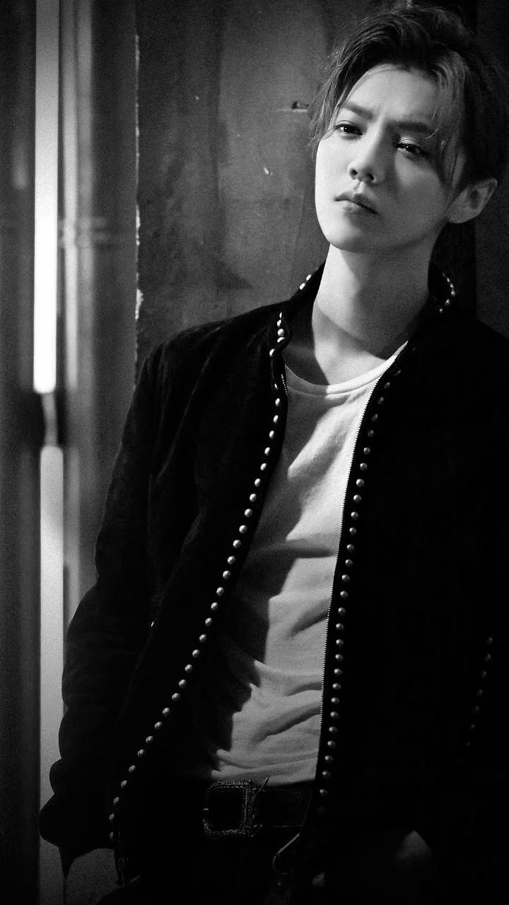 鹿晗2017年手机壁纸,鹿晗高清手机壁纸2016