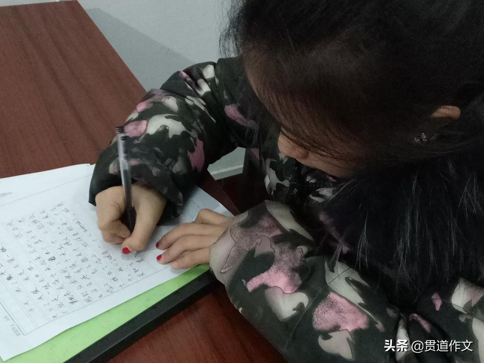 孩子总是把简单的题做错怎么解决,为什么孩子同样的题目老做错