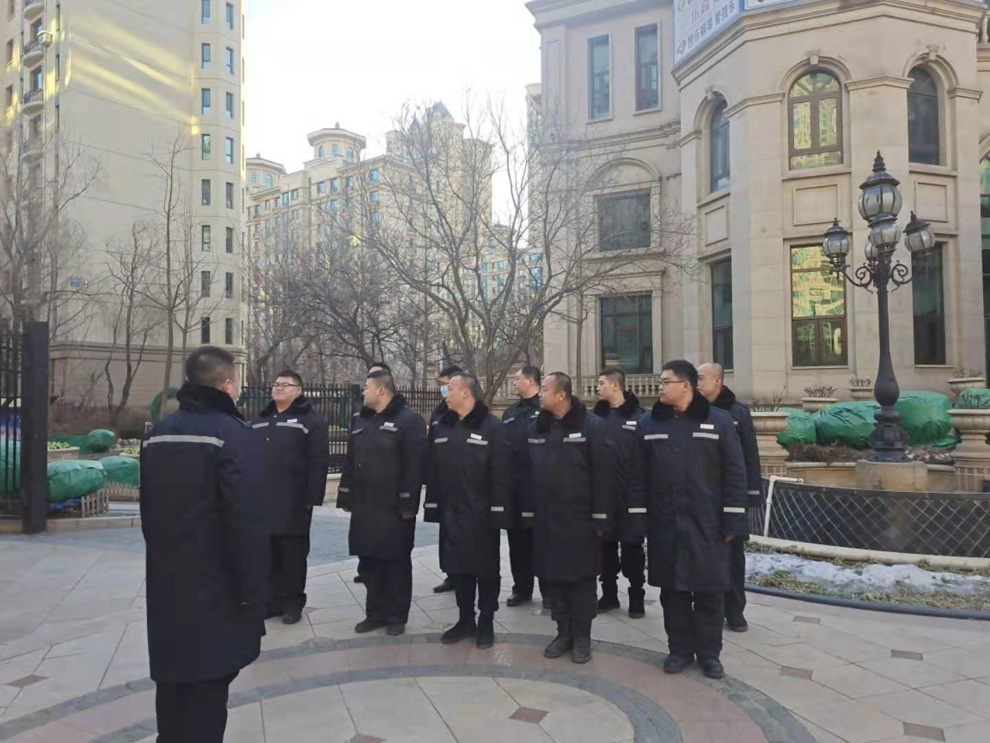 恒大物业人文关怀送温暖,沈阳恒大绿洲物业管家