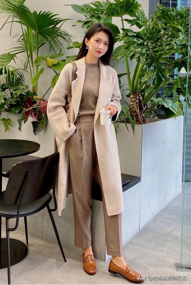 女生穿什么鞋子最好看又实用,看看女生都穿什么鞋