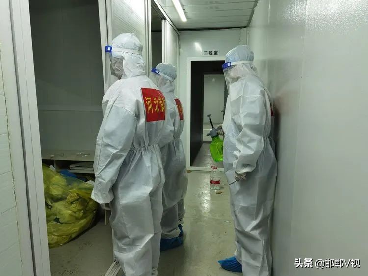 閭兏鎶楃柅鑻遍泟鐓х墖,閭兏鐤儏娴锋姤