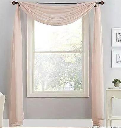 这4种窗帘既实用又美观你家有吗,窗帘是家居装饰不可或缺的一部分