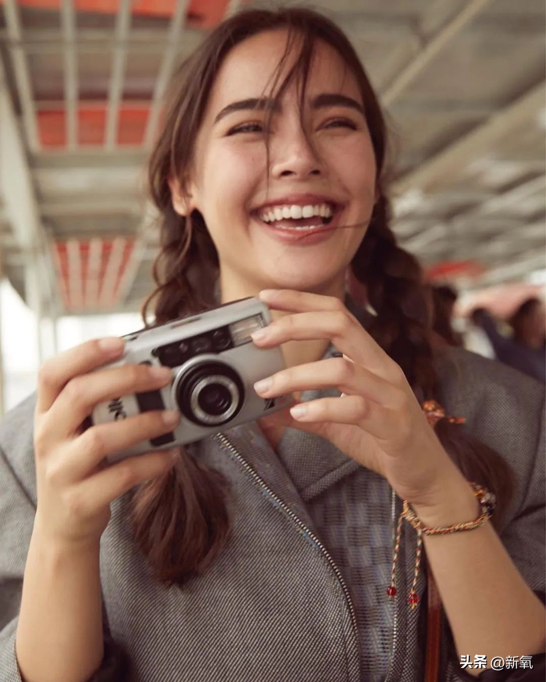 出道幻视Lisa后期艳过AB，为什么这张脸怎么折腾都好看啊…