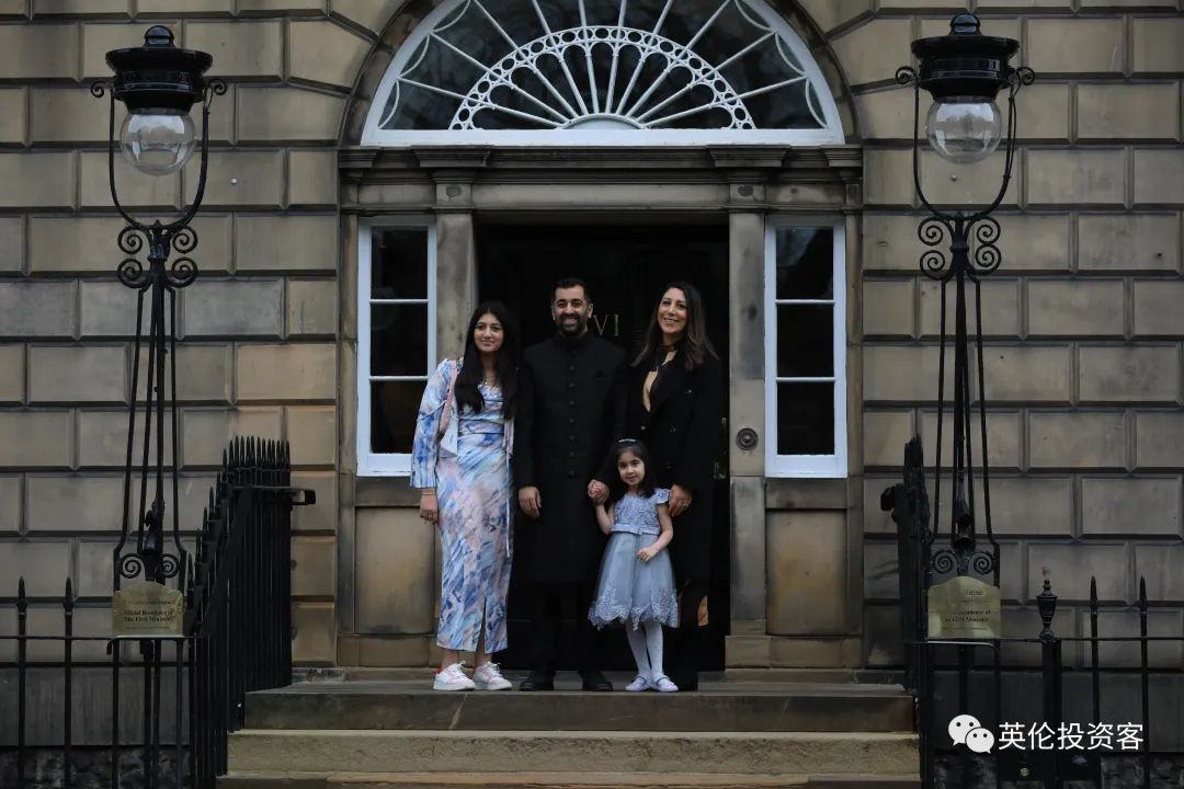 英镑有望跌到8.2吗,英镑暴跌对英国的影响