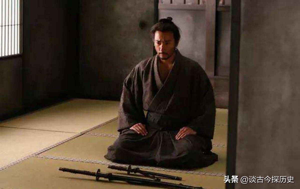 日本人热衷剖腹自杀,将其视为一种神圣荣誉,中国人表示不理解