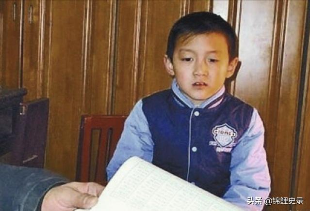 神童何雪豪被军校特招,8岁上军校的神童现在怎么样了