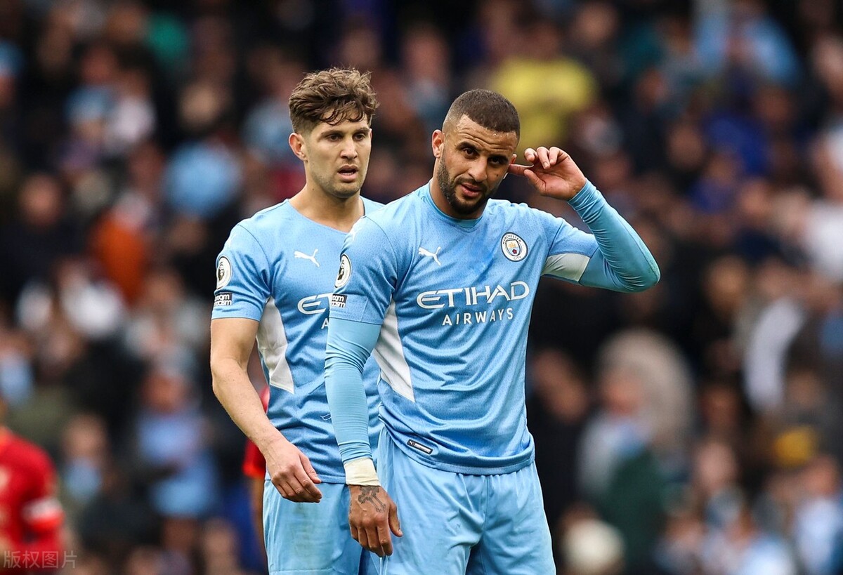 曼城逆转曼联反应,曼城4比0横扫皇马b席集锦