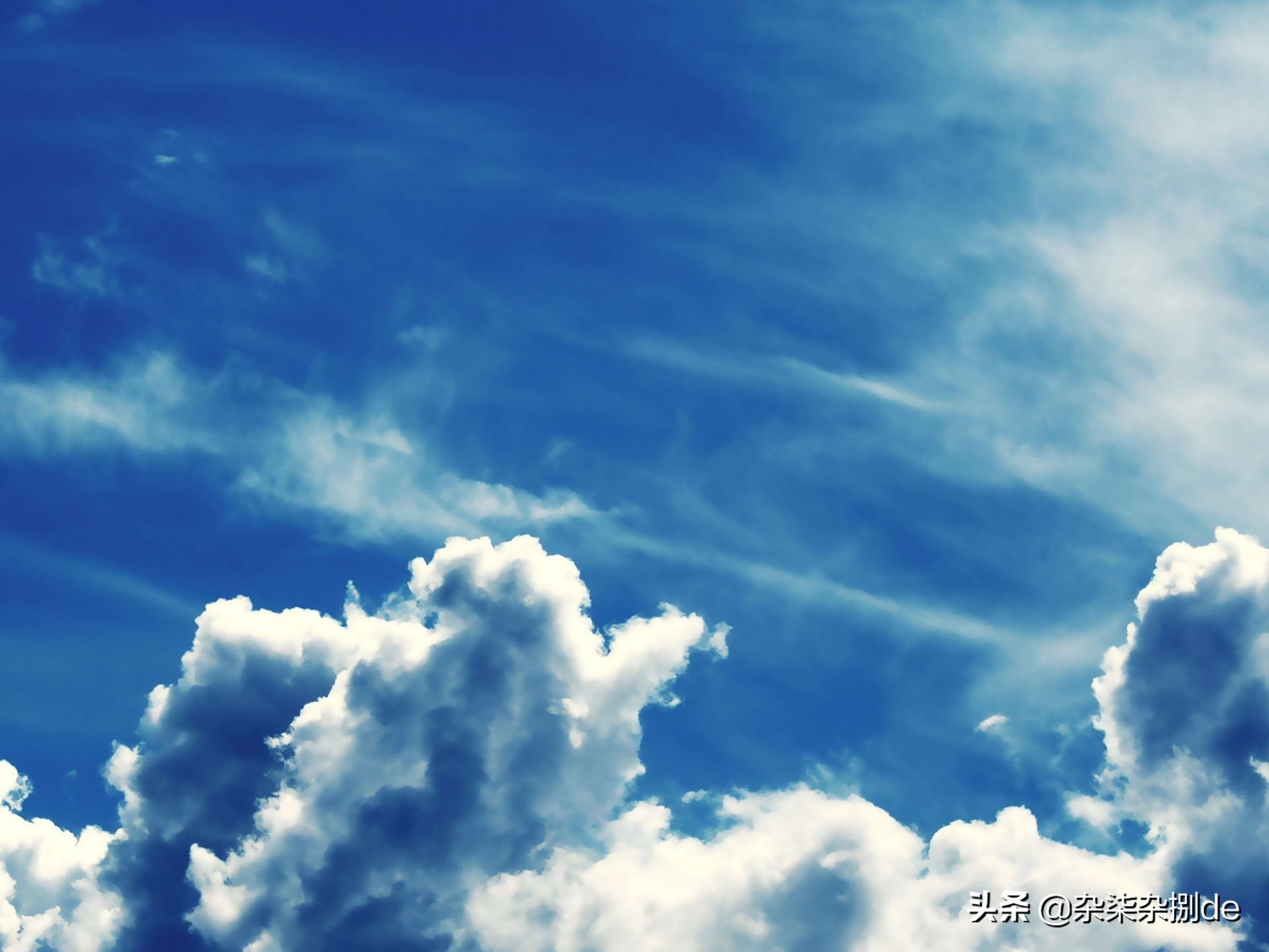 天空背景素材蓝天白云横屏,天空白云小清新背景图