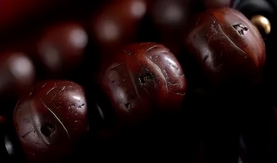 凤眼玉化牛津红要多久,凤眼菩提大小不一样值得盘玩吗