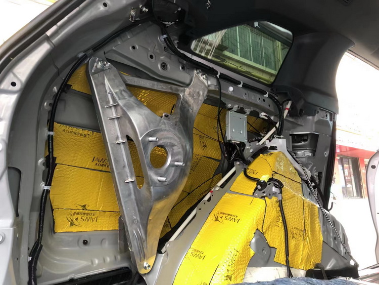 静享美好兰州金佰盛丰田格瑞维亚汽车隔音改装大白鲨