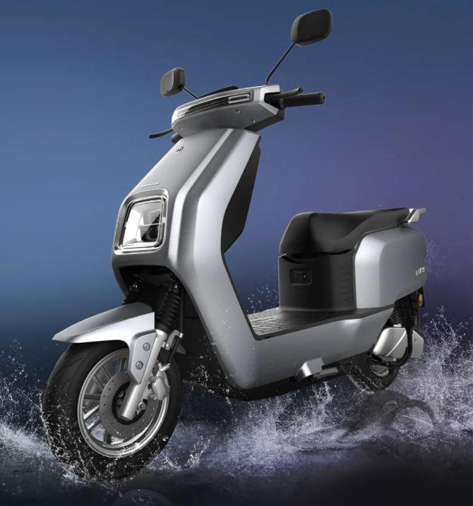 5000左右的电摩极速多少,爱玛雅迪电摩哪个好